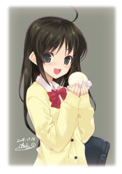 Rule 34 | 1girl, ahoge, artist name, bag, baozi, black eyes, black hair, bow, cardigan, carrying, commentary request, dasoku sentarou, dated, dress shirt, food, grey background, holding, holding food, long hair, open mouth, original, red bow, school bag, school uniform, shirt, signature, smile, solo, standing, sweater, uniform, white shirt, yellow sweater