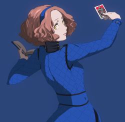 Rule 34 | 1girl, blue background, blue dress, blue hairband, brown hair, card, cosplay, dress, eyelashes, from behind, hairband, highres, holding, holding card, long sleeves, margaret (persona), margaret (persona) (cosplay), medium hair, okumura haru, parted lips, persona, persona 4, persona 5, simple background, solo, umenituru, yellow eyes