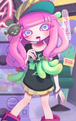 Rule 34 | 1girl, bangle, black shirt, blunt bangs, blush, bracelet, capsule, chair, clownfish, colored eyelashes, commentary request, drooling, eyelashes, feet out of frame, fish, gashapon, green eyes, green hair, hair ornament, hand up, harmony&#039;s clownfish (splatoon), harmony (splatoon), hat, head tilt, highres, jewelry, long hair, looking at viewer, miniskirt, multicolored hair, nintendo, open mouth, pink hair, pleated skirt, print shirt, rain candy 556, shirt, short sleeves, skirt, solo, speech bubble, splatoon (series), splatoon 3, standing, striped clothes, striped headwear, swivel chair, t-shirt, tentacle hair, tilted headwear, translation request, yellow hat, yellow skirt