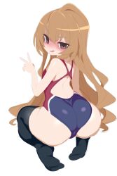 1girl aisaka_taiga ass black_thighhighs blush brown_eyes brown_hair competition_swimsuit highres kukuchi581 looking_at_viewer looking_back nose_blush one-piece_swimsuit racerback red_one-piece_swimsuit simple_background smile solo swimsuit thighhighs toradora! two-tone_swimsuit v white_background