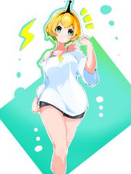 Rule 34 | 1girl, :&gt;, ^^^, alternate breast size, amano pikamee, black hairband, black shorts, blonde hair, breasts, collarbone, colored inner hair, contrapposto, cowboy shot, cropped legs, crossed legs, green eyes, green hair, hairband, hand up, highres, large breasts, lightning bolt symbol, multicolored hair, off-shoulder shirt, off shoulder, shirt, short hair, shorts, smile, solo, susimesi sumesi, thighhighs, two-tone hair, virtual youtuber, voms, watson cross, white shirt, wide sleeves