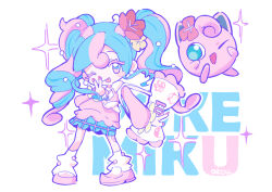Rule 34 | 1girl, absurdres, artist name, blue eyes, blue hair, blue skirt, blush, character name, chibi, closed mouth, colored eyelashes, commentary, creatures (company), curly hair, earrings, fairy miku (project voltage), flower, full body, game freak, gen 1 pokemon, hair flower, hair ornament, hand up, hatsune miku, highres, jewelry, jigglypuff, kou (satoya show), loafers, long hair, long sleeves, looking at another, looking at viewer, loose socks, miniskirt, multicolored hair, nail polish, neckerchief, nintendo, one eye closed, open mouth, pink footwear, pink hair, pink nails, pink sweater, plaid, plaid skirt, pokemon, pokemon (creature), project voltage, red flower, scrunchie, shoes, sidelocks, skirt, smile, socks, sparkle, standing, sweater, symbol-only commentary, tongue, tongue out, twintails, two-tone hair, v, very long hair, vocaloid, white background, white bag, white neckerchief, white socks, wrist scrunchie, yellow flower