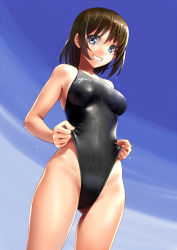 Rule 34 | 1girl, bare shoulders, blue eyes, breasts, brown hair, clothes lift, competition swimsuit, covered navel, dutch angle, from below, gluteal fold, grin, highleg, highleg swimsuit, katahira masashi, medium breasts, one-piece swimsuit, original, simple background, smile, solo, swimsuit, swimsuit lift, wet