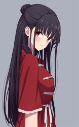 Rule 34 | 1girl, black hair, blush, breasts, chinese clothes, closed mouth, eyebrows, from side, grey background, highres, long hair, looking at viewer, original, red eyes, short sleeves, simple background, solo, yahiro (epicopeiidae)