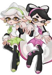 Rule 34 | 2girls, absurdres, black hair, bow-shaped hair, callie (splatoon), closed mouth, colored tips, commentary request, cousins, earrings, full body, green hair, green hairband, green necktie, green skirt, hairband, highres, inkling, jewelry, lemo (lemo 4), long hair, looking at viewer, marie (splatoon), midriff, multicolored hair, multiple girls, navel, necktie, nintendo, one eye closed, open mouth, pink hair, pink hairband, pink necktie, pink skirt, pointy ears, short hair, simple background, skirt, smile, splatoon (series), standing, standing on one leg, star-shaped pupils, star (symbol), symbol-shaped pupils, thick eyebrows, two-tone hair, very long hair, white background, white hair, yellow eyes