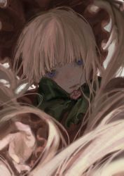 Rule 34 | 1girl, blonde hair, blue eyes, blunt bangs, blush, frills, green neckwear, highres, long hair, looking at viewer, lower teeth only, open mouth, qunqing123, rozen maiden, shinku, solo, teeth