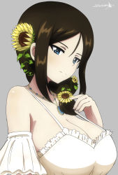 Rule 34 | 1girl, bare shoulders, black hair, blue eyes, blush, breasts, bukkuri, cleavage, closed mouth, collarbone, dated, flower, girls und panzer, grey background, hair flower, hair ornament, highres, jewelry, large breasts, necklace, nonna (girls und panzer), shiny skin, simple background, smile, solo, sunflower, upper body