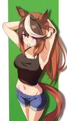 Rule 34 | 1girl, alternate costume, animal ears, armpits, arms up, black tank top, breasts, brown hair, closed mouth, collarbone, commentary request, cowboy shot, denim, denim shorts, green background, groin, hair between eyes, hair tie in mouth, highres, horse ears, horse girl, horse tail, long hair, masaki (masaki 470), medium breasts, midriff, mouth hold, multicolored hair, navel, purple eyes, shadow, shorts, smile, solo, streaked hair, symboli rudolf (umamusume), tail, tank top, umamusume, white hair