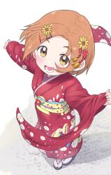 Rule 34 | 1girl, blush, commentary request, dot nose, flat chest, floral print, flower, from above, full body, furisode, hair flower, hair ornament, hairclip, highres, idolmaster, idolmaster cinderella girls, japanese clothes, kimono, long sleeves, looking at viewer, open mouth, orange hair, outstretched arms, parted bangs, print kimono, red kimono, ryuzaki kaoru, sandals, sash, short hair, smile, socks, solo, sunflower, sunflower hair ornament, teeth, white background, white socks, yama tatsuo, yellow eyes, yellow sash, yukata, zouri