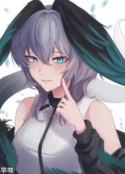 Rule 34 | 1girl, absurdres, aqua eyes, aqua wings, arknights, bare shoulders, between breasts, black coat, breasts, coat, dress, grey hair, hair between eyes, head wings, highres, ho&#039;olheyak (arknights), infection monitor (arknights), large breasts, long tail, looking at viewer, medium breasts, medium hair, open clothes, open coat, pencil dress, sakimim, sidelocks, simple background, smile, snake tail, solo, strap between breasts, tail, two-tone wings, upper body, white dress, wings