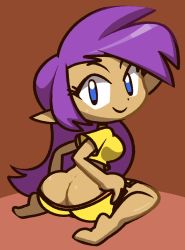 Rule 34 | 1girl, ass, barefoot, blue eyes, breasts, brown background, butt crack, clothes pull, dark skin, dimples of venus, from behind, highres, kneeling, large breasts, long hair, looking at viewer, looking back, pointy ears, purple hair, shantae, shantae (series), shirt, short sleeves, shorts, shorts pull, smile, vilepluff, yellow shirt, yellow shorts