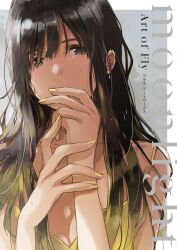 1girl black_hair blonde_hair breasts camisole cleavage collarbone commentary_request cover earrings fly_(marguerite) gradient_hair grey_background grey_eyes jewelry long_hair multicolored_hair original sidelocks solo upper_body yellow_camisole yellow_nails