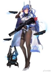 Rule 34 | 1girl, assault rifle, bare shoulders, black pantyhose, blue hair, blush, bow, breasts, bullpup, cloak, closed mouth, detached sleeves, dinergate (girls&#039; frontline), drone, fingerless gloves, floating headgear, full body, girls&#039; frontline, gloves, gun, hair between eyes, hand on own head, headgear, high heels, highres, holding, holding gun, holding weapon, iwi tavor, iwi tavor tar-21, large breasts, leotard, long hair, looking at viewer, mod3 (girls&#039; frontline), pantyhose, rifle, sidelocks, simple background, smile, solo, standing, tar-21 (girls&#039; frontline), tavor tar-21, thigh strap, trigger discipline, unmanned aerial vehicle, very long hair, weapon, weibo watermark, white background, white footwear, white leotard, yellow eyes, yueqin (monnpiano)