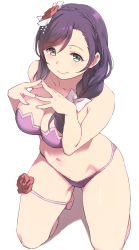 Rule 34 | 1girl, bikini, bow, braid, braided ponytail, breasts, closed mouth, duke (inu daimyou), flower, green eyes, hair bow, hair flower, hair ornament, kneeling, large breasts, bridal garter, long hair, looking at viewer, love live!, love live! school idol project, navel, purple bikini, purple hair, red flower, red rose, rose, simple background, smile, solo, swimsuit, tojo nozomi, white background, white bow