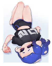 Rule 34 | 1girl, barefoot, black shirt, black shorts, blue background, blue trim, border, breasts, closed eyes, commentary, doro mizu 831, eyelashes, full body, gradient background, highres, large breasts, long hair, low ponytail, lying, navel, nintendo, octoling, octoling girl, octoling player character, on back, outside border, print shirt, shirt, short shorts, shorts, solo, splatoon (series), symbol-only commentary, tentacle hair, white border