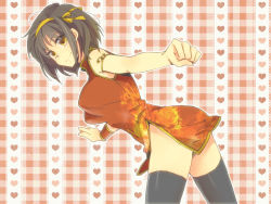 Rule 34 | 1girl, black thighhighs, bracelet, brown hair, chinese clothes, clenched hand, flower, hair ribbon, hand gesture, heart, jewelry, leaning forward, rei (rsoujou), ribbon, short hair, side slit, smile, solo, suzumiya haruhi, suzumiya haruhi no yuuutsu, thighhighs, thighs, yellow eyes