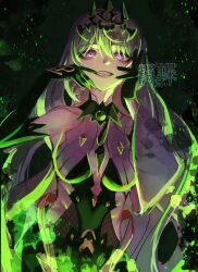 Rule 34 | 1girl, aphantaxia, black choker, black dress, black gloves, breasts, choker, collar, crown hair ornament, dark background, dress, earrings, evil smile, fuel, gloves, green eyes, green hair, green light, hand on own face, highres, honkai (series), honkai impact 3rd, jewelry, light particles, long hair, long sleeves, looking at viewer, medium breasts, mobius (honkai impact), naughty face, poison, purple eyes, smile, solo, solo focus, spiked collar, spikes, upper body, white dress