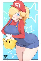 Rule 34 | 1girl, absurdres, ass, blonde hair, blue background, blue eyes, breasts, cosplay, earrings, gloves, hat, highres, jewelry, kaos art, large breasts, leaning forward, leaning on person, luma (mario), mario, mario (cosplay), mario (series), nintendo, overall shorts, overalls, parted lips, pink lips, ponytail, rosalina, smile, solo, star (symbol), super mario galaxy