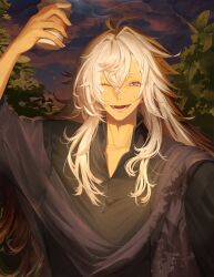 Rule 34 | 1boy, ahoge, black shirt, cloud, cloudy sky, cup, fate/grand order, fate (series), hair between eyes, hand up, highres, holding, holding cup, looking at viewer, male focus, merlin (camelot &amp; co) (fate), merlin (fate), official alternate costume, one eye closed, open mouth, outdoors, print scarf, purple eyes, purple scarf, purple sky, scarf, shirt, sky, smile, solo, tree, upper body, white hair, zuraa (naunau seijin)