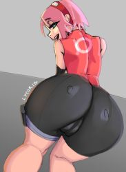 Rule 34 | 1girl, ass, ass focus, back, bare shoulders, cameltoe, eyelashes, eyes visible through hair, green eyes, grey background, haruno sakura, headband, highres, long eyelashes, looking at viewer, looking back, lycoris (lyc0riss), naruto, naruto (series), open mouth, pink hair, pouch, red headband, short hair, signature, sketch, smile, solo, teeth, thigh strap, turtleneck, upper teeth only
