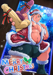 Rule 34 | 1boy, 2020, bara, bare pectorals, belly, bulge, christmas, dildo, fake beard, fake facial hair, fat, fat man, from below, gift, gift wrapping, hat, highres, holding, holding gift, holding sex toy, incoming gift, kuma gororo, large pectorals, male focus, merry christmas, muscular, muscular male, navel, navel hair, night, night sky, nipples, one eye closed, original, pectorals, red hat, santa costume, santa hat, sex toy, short hair, shorts, sky, smile, solo, spread legs, thick eyebrows, undercut