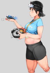 Rule 34 | 1girl, belly, bike shorts, black hair, blush, breasts, character request, controller, copyright request, drone, grey background, hair between eyes, headgear, highres, holding, kumaneko, medium breasts, medium hair, midriff, navel, parted lips, plump, quadcopter, remote control, shirt, solo, t-shirt, tareme, tied shirt, unmanned aerial vehicle, walking, watch, wristwatch