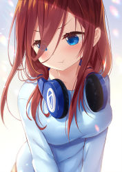 Rule 34 | 1girl, :t, blue eyes, blue shirt, blurry, blurry background, blush, brown hair, closed mouth, collarbone, commentary request, depth of field, eyes visible through hair, go-toubun no hanayome, headphones, headphones around neck, highres, long hair, long sleeves, looking away, looking to the side, nakano miku, pout, shirt, solo, upper body, yano mitsuki (nanairo)