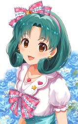 Rule 34 | 1girl, blue flower, blush, bow, bowtie, breasts, brown eyes, collarbone, corset, curly hair, dot nose, dress, earrings, floral background, flower, green corset, green hair, hair ribbon, hairband, heart, heart earrings, heart necklace, highres, idolmaster, idolmaster million live!, idolmaster million live! theater days, jewelry, looking at viewer, medium breasts, necklace, open mouth, parted bangs, pink bow, pink bowtie, pink hairband, pink ribbon, ribbon, short sleeves, smile, solo, tokugawa matsuri, tomato (kiiroitomato33), upper body, white background, white dress