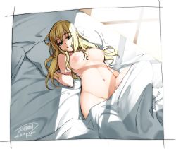 Rule 34 | 10s, 1girl, atago (kancolle), bed, blanket, blonde hair, blush, breasts, breasts apart, female focus, green eyes, groin, inverted nipples, kantai collection, large breasts, long hair, looking at viewer, lying, navel, nipples, nude, on back, sketch, smile, solo, tachibana roku, transparent background