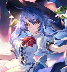 Rule 34 | &gt;:), 1girl, black headwear, blouse, blue hair, blue skirt, bow, bowtie, brown eyes, center frills, commentary, floating hair, food, frills, fruit, hair between eyes, hinanawi tenshi, leaf, long hair, looking at viewer, peach, puffy short sleeves, puffy sleeves, red bow, red bowtie, shirt, short sleeves, skirt, smile, solo, touhou, u u zan, upper body, v-shaped eyebrows, white shirt