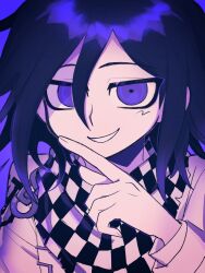 Rule 34 | 1boy, a (poipiku 325815), black hair, checkered clothes, checkered scarf, commentary request, danganronpa (series), danganronpa v3: killing harmony, hair between eyes, hand up, jacket, long sleeves, looking at viewer, male focus, oma kokichi, open mouth, purple eyes, scarf, short hair, simple background, smile, solo, upper body, white jacket