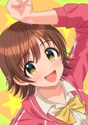 Rule 34 | 1girl, arm up, blush, bow, bowtie, brown hair, buttons, clenched hand, commentary, highres, honda mio, hood, hooded jacket, idolmaster, idolmaster cinderella girls, jacket, long sleeves, looking at viewer, multicolored background, open mouth, pink jacket, school uniform, shirt, short hair, smile, solo, star (symbol), upper body, wgm oekaki, white shirt, yellow bow, yellow bowtie, yellow eyes