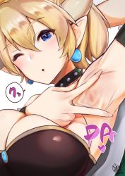 Rule 34 | 1girl, ;o, arm up, armpits, bad id, bad pixiv id, blonde hair, blue eyes, bowsette, bracelet, breasts, cleavage, collar, horns, jewelry, looking at viewer, mappaninatta, mario (series), new super mario bros. u deluxe, nintendo, one eye closed, pointy ears, presenting armpit, solo, spiked bracelet, spiked collar, spikes, spread armpit