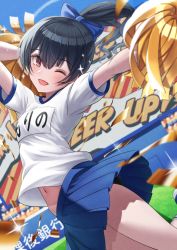 Rule 34 | 1girl, bike shorts, black hair, blue bow, blue skirt, blue sky, blurry, blurry background, blush, bow, breasts, commentary, confetti, day, grass, hair bow, hands up, highres, idolmaster, idolmaster shiny colors, jumping, legs, long hair, looking at viewer, midriff peek, morino rinze, name tag, navel, one eye closed, open mouth, osoba susurukun, pleated skirt, pom pom (cheerleading), ponytail, red eyes, screen, shirt, short sleeves, shorts, shorts under skirt, skirt, sky, small breasts, smile, solo, sparkle, stadium, thighs, wavy hair, white shirt
