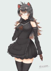 Rule 34 | 10s, 1girl, absurdres, animal ears, australian devil (kemono friends), bare shoulders, black bow, black hair, black skirt, black thighhighs, bow, bowtie, breasts, brown eyes, brown gloves, brown hair, commentary request, cowboy shot, detached sleeves, eyepatch, fang, fang out, frown, gloves, hand on own chest, highres, kemono friends, long hair, medical eyepatch, medium breasts, multicolored hair, pleated skirt, simple background, skirt, solo, thighhighs, twitter username, yamamiya saki, zettai ryouiki
