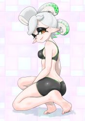 1girl ass barefoot black_bra black_eyeshadow black_panties boyshort_panties bra breasts butt_crack cross-shaped_pupils eyeshadow geometric_pattern green_hair green_trim highres inkling koharu2.5 looking_at_viewer looking_to_the_side makeup marie_(splatoon) multicolored_background multicolored_hair nintendo on_one_knee panties pink_background pink_pupils sideboob small_breasts smile soles solo splatoon_(series) sports_bra symbol-shaped_pupils tentacle_hair underwear white_hair yellow_eyes