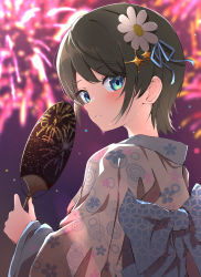 Rule 34 | 1girl, absurdres, blue eyes, blush, brown hair, dating, eyelashes, festival, fingernails, fireworks, flower, fumi (fumibeing), hair flower, hair ornament, hand fan, highres, holding, holding fan, hololive, japanese clothes, kimono, looking at viewer, looking back, multicolored eyes, nail polish, night, night sky, oozora subaru, outdoors, parted lips, short hair, sky, sweat, turning head, upper body, virtual youtuber, yellow nails
