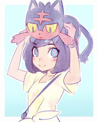 Rule 34 | 1girl, arms up, bad id, bad tumblr id, bag, black eyes, blue background, blue eyes, blush stickers, bracelet, closed mouth, collarbone, colored sclera, creature on head, creatures (company), game freak, gen 7 pokemon, highres, ilya kuvshinov, jewelry, litten, looking at viewer, nintendo, no headwear, on head, pokemon, pokemon (creature), pokemon on head, pokemon sm, selene (pokemon), shirt, short hair, short sleeves, simple background, smile, tied shirt, upper body, yellow sclera, yellow shirt