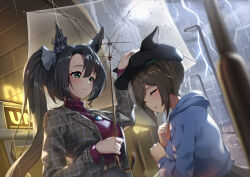 2girls absurdres animal_ears blurry blurry_background blush breasts casual cheval_grand_(umamusume) cityscape clenched_hands closed_eyes closed_mouth commentary_request green_eyes hair_between_eyes hair_ornament hat headband highres holding holding_umbrella horse_ears horse_tail jewelry lamppost lightning medium_breasts multiple_girls necklace rain satono_crown_(umamusume) side_ponytail smile sunny_(20597521) tail umamusume umbrella