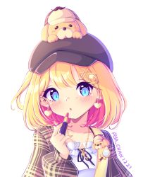 Rule 34 | 1girl, animal print, artist name, aya chan1221, badge, blonde hair, blue eyes, bow, bowtie, bubba (watson amelia), button badge, cabbie hat, collarbone, commentary, cosmetics, dog, dog print, earrings, english commentary, hair between eyes, hair ornament, hat, heart, heart earrings, highres, holding, holding lipstick tube, hololive, hololive english, jacket, jewelry, key, key necklace, lipstick tube, long sleeves, looking at viewer, magnifying glass, necklace, parted lips, plaid, plaid jacket, puffy long sleeves, puffy sleeves, short hair, sidelocks, simple background, virtual youtuber, watson amelia, white background, x hair ornament