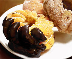 Rule 34 | blurry, chocolate, depth of field, doughnut, food, food focus, mister donut, no humans, original, pastry, photo-referenced, photorealistic, plate, realistic, still life, usatan (artist)