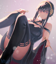 Rule 34 | 1girl, black hair, black thighhighs, breasts, cleavage, clothes lift, dagger, dress, dress lift, earrings, gold earrings, gold hairband, hairband, holding, holding dagger, holding knife, holding weapon, jewelry, knife, large breasts, red eyes, solo, spy x family, stiletto (weapon), thighhighs, torn clothes, torn dress, two-sided dress, two-sided fabric, weapon, yor briar, yuimiduki
