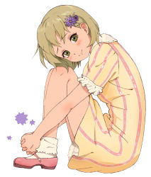 Rule 34 | 10s, 1girl, bad id, bad pixiv id, bare legs, blonde hair, blush, dress, flower, green eyes, hair ornament, hairclip, highres, huang baoling, hugging own legs, mary janes, shoes, short hair, sitting, smile, solo, tiger &amp; bunny, umishima senbon