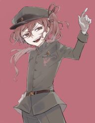 Rule 34 | 1girl, arm up, bungou stray dogs, gloves, green hat, green shirt, hand up, hat, long hair, military, military hat, military uniform, okura teruko, red background, red eyes, red hair, shirt, smile, solo, uniform, very long hair, white gloves