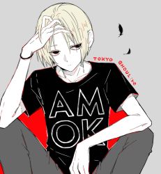 Rule 34 | 1boy, awara kayu, black shirt, blonde hair, commentary request, feathers, grey background, hand in own hair, hand up, knees up, long sleeves, male focus, nakarai keijin, pants, parted bangs, red background, shirt, short hair, short sleeves, simple background, sitting, solo, suzuya juuzou, t-shirt, tokyo ghoul, tokyo ghoul:re