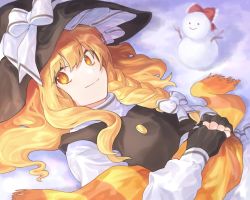 Rule 34 | 1girl, apron, black gloves, black hat, black vest, blonde hair, bow, braid, cheunes, commentary, fingerless gloves, frilled apron, frills, gloves, hair between eyes, hair bow, hat, hat bow, highres, kirisame marisa, long hair, long sleeves, looking at viewer, lying, on back, red bow, scarf, shirt, single braid, smile, snow, snowman, solo, touhou, upper body, vest, waist apron, white apron, white bow, white shirt, yellow eyes, yellow scarf
