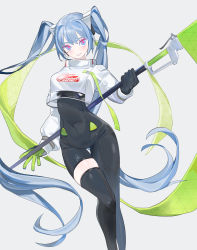 Rule 34 | 1girl, asymmetrical legwear, bizarre cuco, black bodysuit, black gloves, black thighhighs, blue eyes, blue hair, bodysuit, commentary, contrapposto, crop top, crop top overhang, cropped jacket, feet out of frame, flag, flagpole, flame print, gloves, goodsmile racing, green gloves, grey background, hair ornament, hatsune miku, highres, holding, holding pole, jacket, logo, long hair, multicolored eyes, parted lips, pole, racing miku, racing miku (2022), red eyes, ringed eyes, single thighhigh, smile, smiley face, solo, thigh gap, thighhighs, twintails, very long hair, vocaloid, white jacket