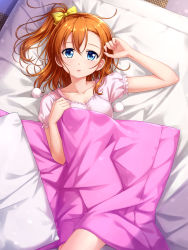 Rule 34 | 10s, 1girl, blue eyes, blush, bow, breast hold, brown hair, collarbone, hair bow, highres, kosaka honoka, looking at viewer, love live!, love live! school idol project, lying, on back, one side up, open mouth, pillow, pom pom (clothes), puffy short sleeves, puffy sleeves, short sleeves, solo, tucana
