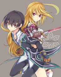 Rule 34 | 1boy, 1girl, ahoge, black hair, blonde hair, boots, bow, brown gloves, detached sleeves, gloves, holding, holding sword, holding weapon, jude mathis, long hair, long sleeves, looking at viewer, milla maxwell, pants, red bow, red eyes, rento (rukeai), smile, sword, tales of (series), tales of xillia, weapon, yellow eyes