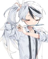 Rule 34 | 1boy, adjusting hair, black hair, black necktie, blouse, closed eyes, comb, hair between eyes, hair tie, holding, korean commentary, library of ruina, long hair, male focus, maratang, mouth hold, multicolored hair, necktie, ponytail, project moon, shirt, side ponytail, simple background, solo, streaked hair, trap, undone necktie, upper body, white background, white hair, white shirt, yan vismok